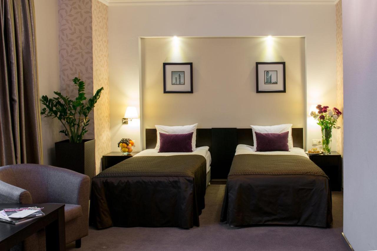 Riverside- Hotel And Mice TTchernihiv Chambre photo