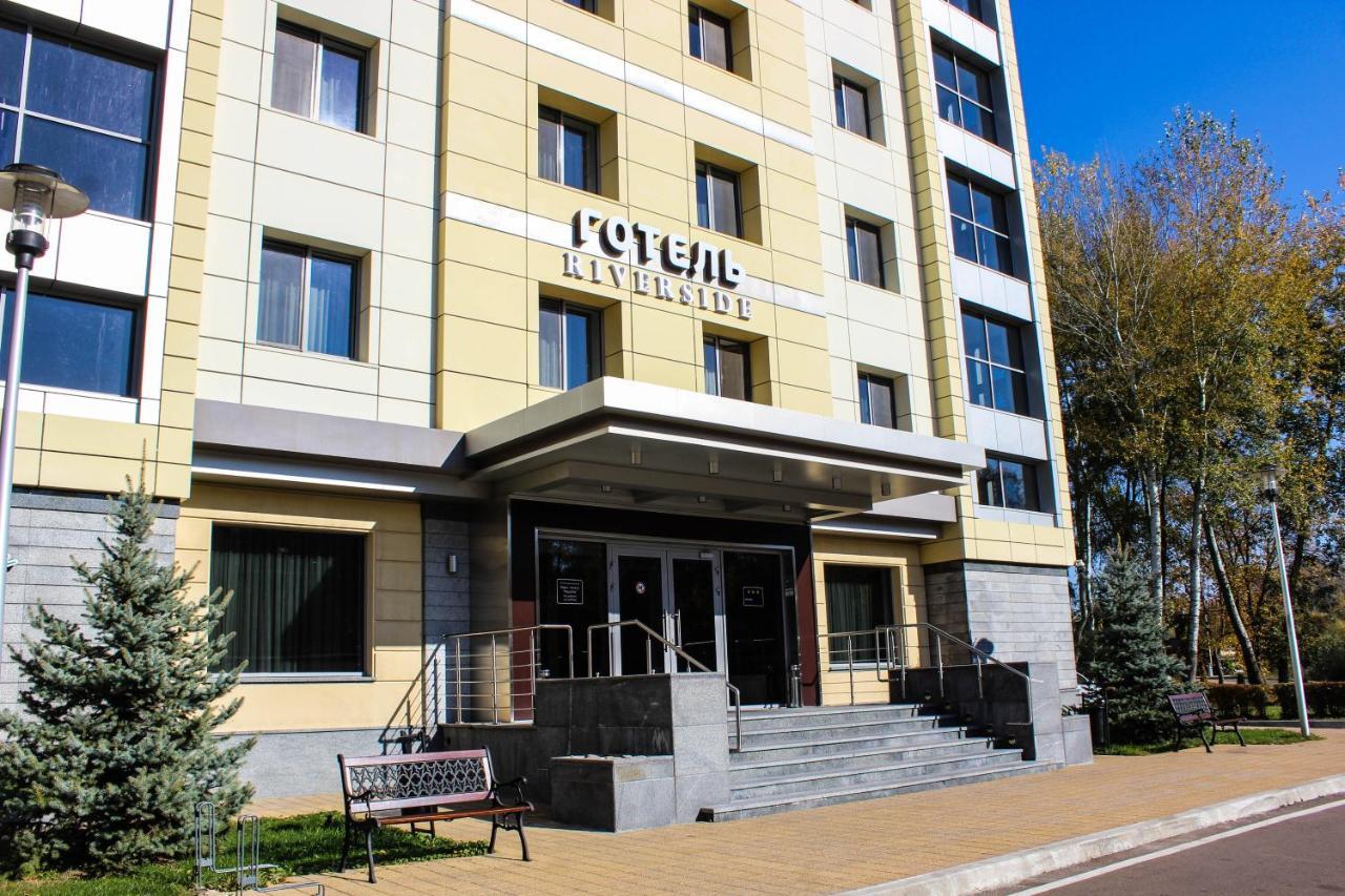 Riverside- Hotel And Mice TTchernihiv Extérieur photo